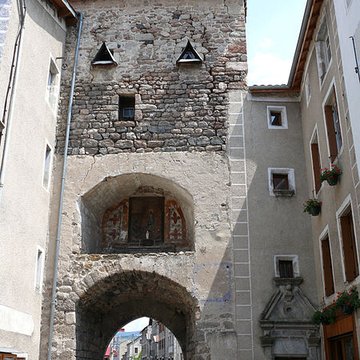 Remparts et Portes du Malzieu-Ville