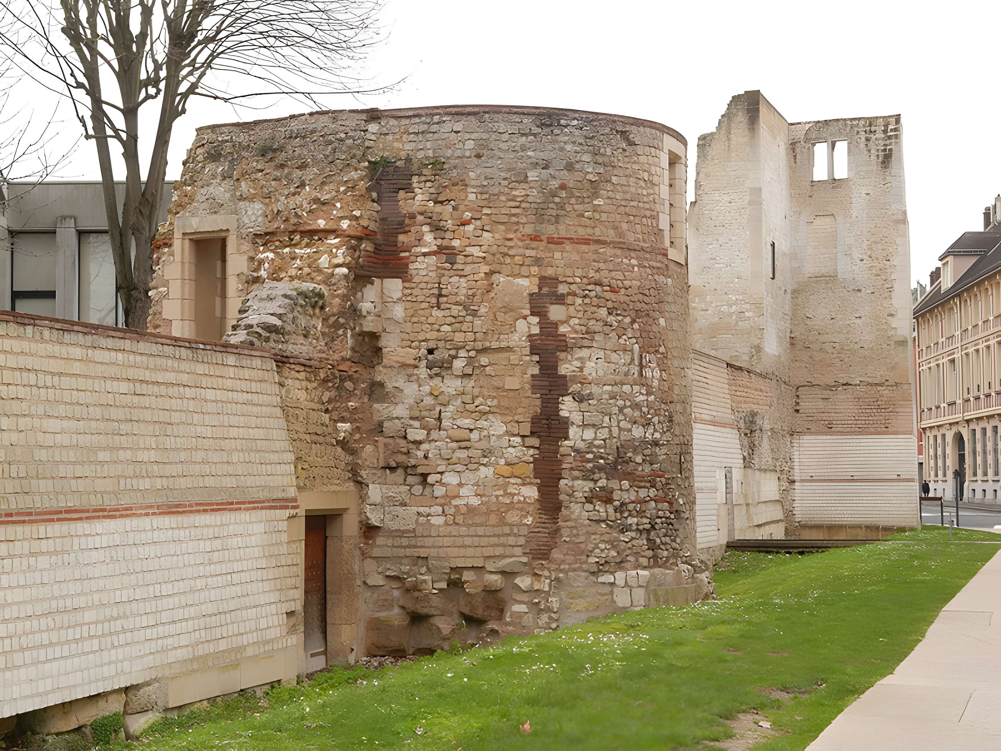 Remparts gallo-romains de Beauvais