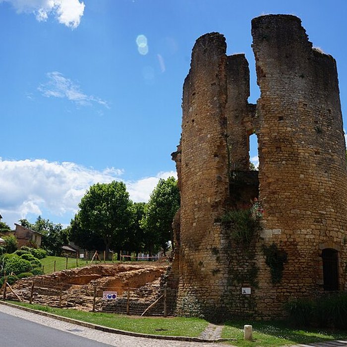 Photo de Restes de la tour de Saint-Alvere