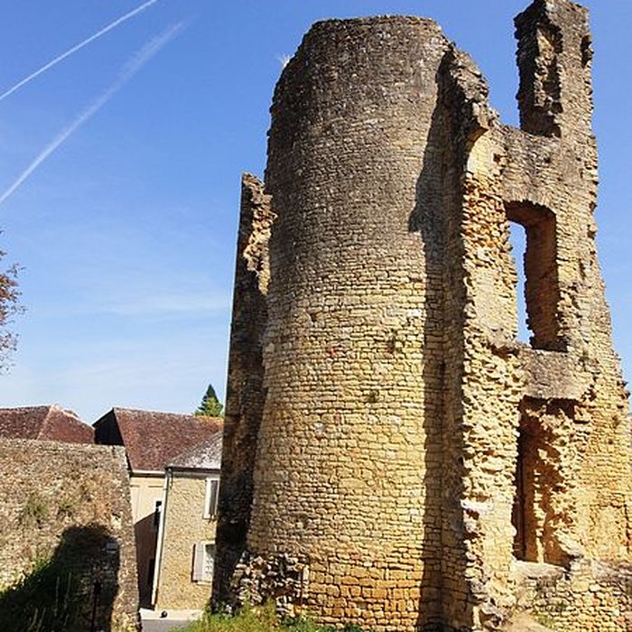 Photo de Restes de la tour de Saint-Alvere