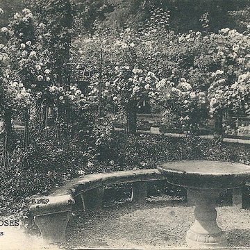 Roseraie du Val-de-Marne à LHaÿ-les-Roses