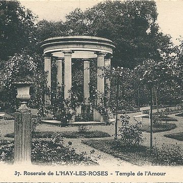 Roseraie du Val-de-Marne à LHaÿ-les-Roses