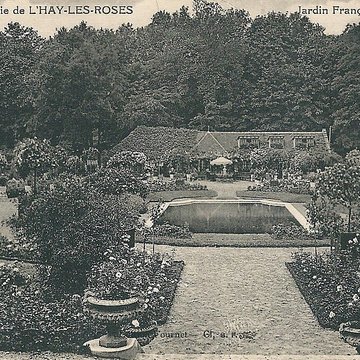 Roseraie du Val-de-Marne à LHaÿ-les-Roses
