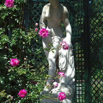 Roseraie du Val-de-Marne à LHaÿ-les-Roses