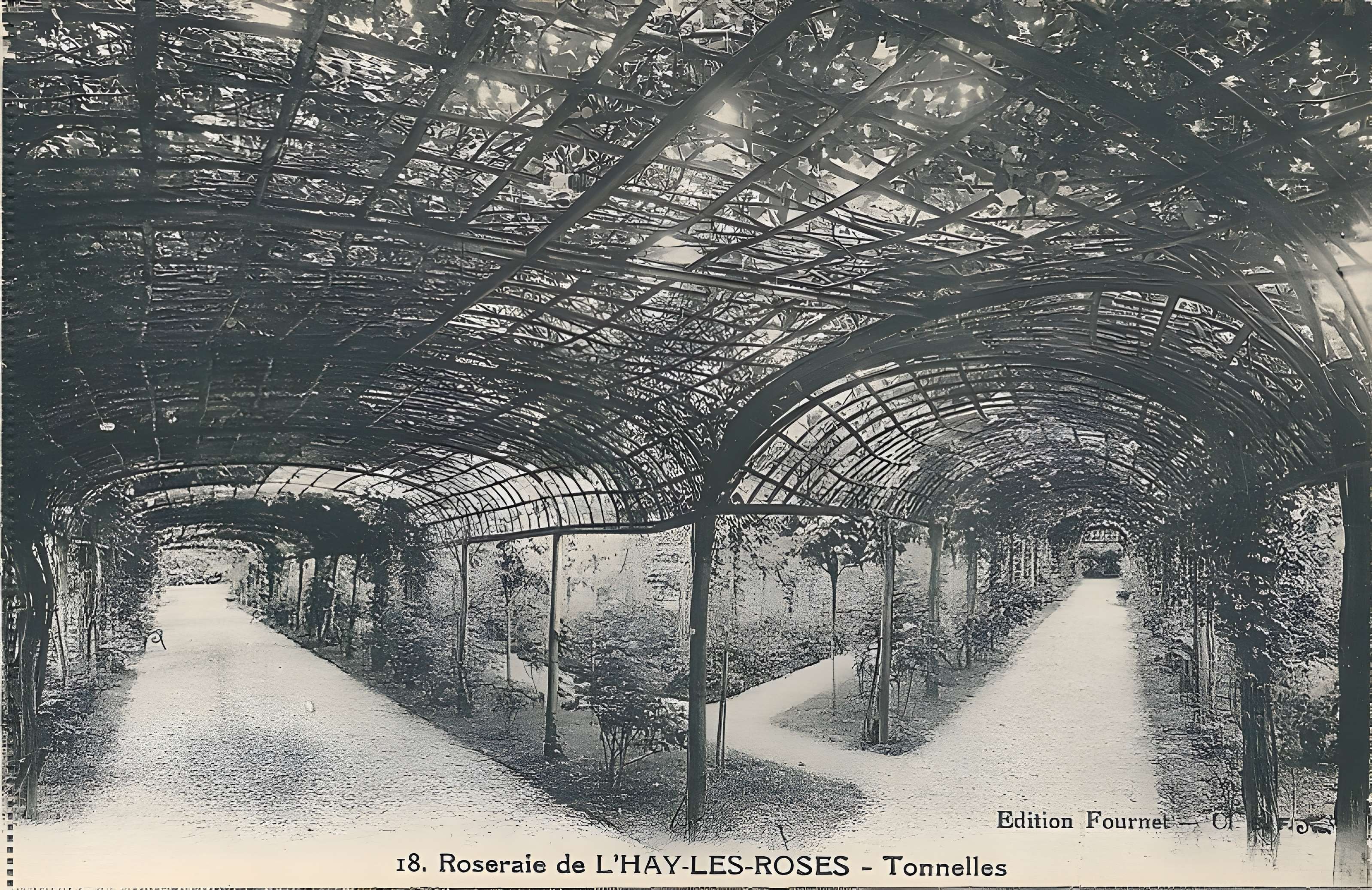 Roseraie du Val-de-Marne à L'Haÿ-les-Roses