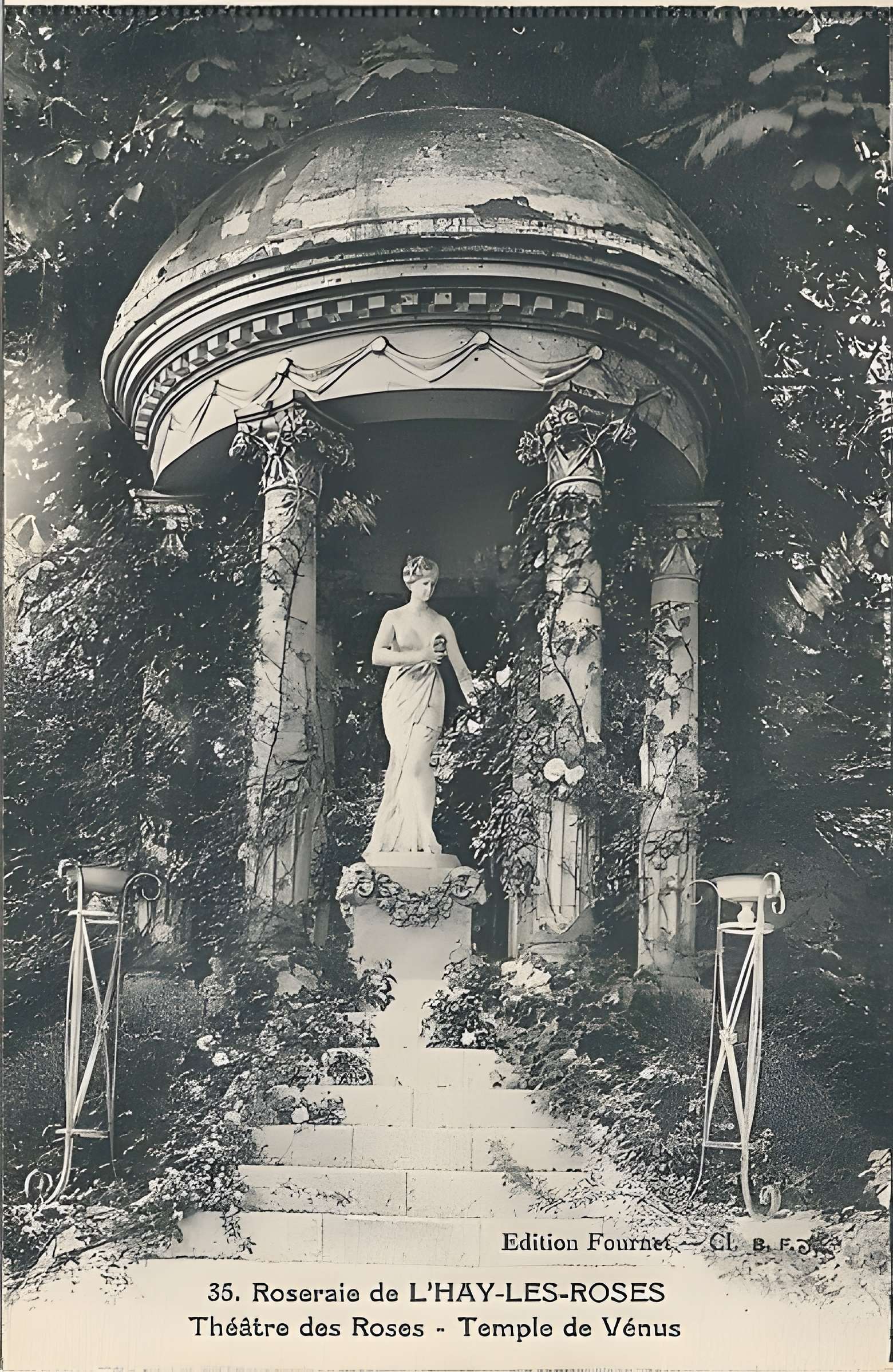 Roseraie du Val-de-Marne à L'Haÿ-les-Roses