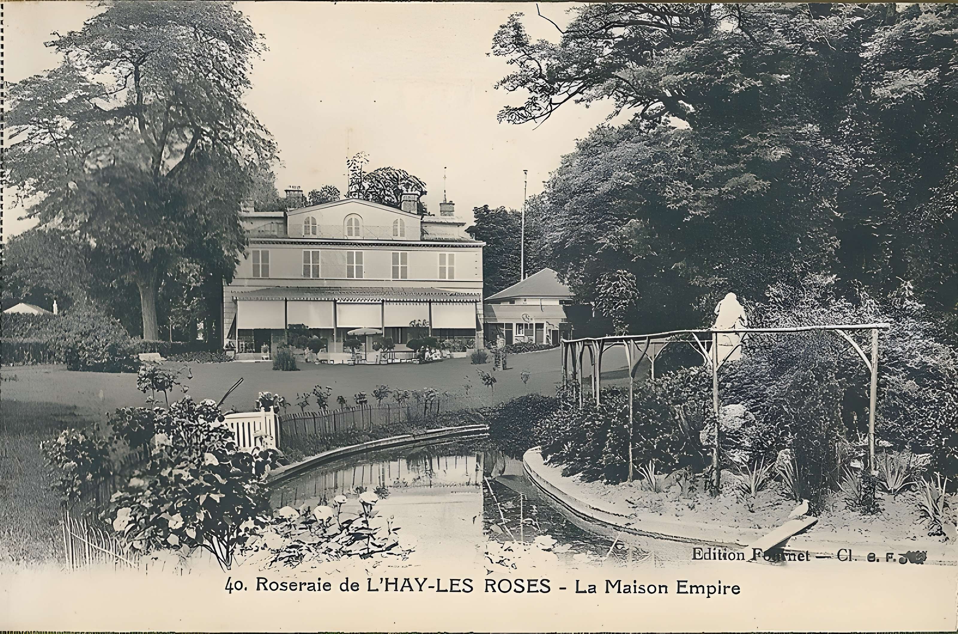 Roseraie du Val-de-Marne à L'Haÿ-les-Roses