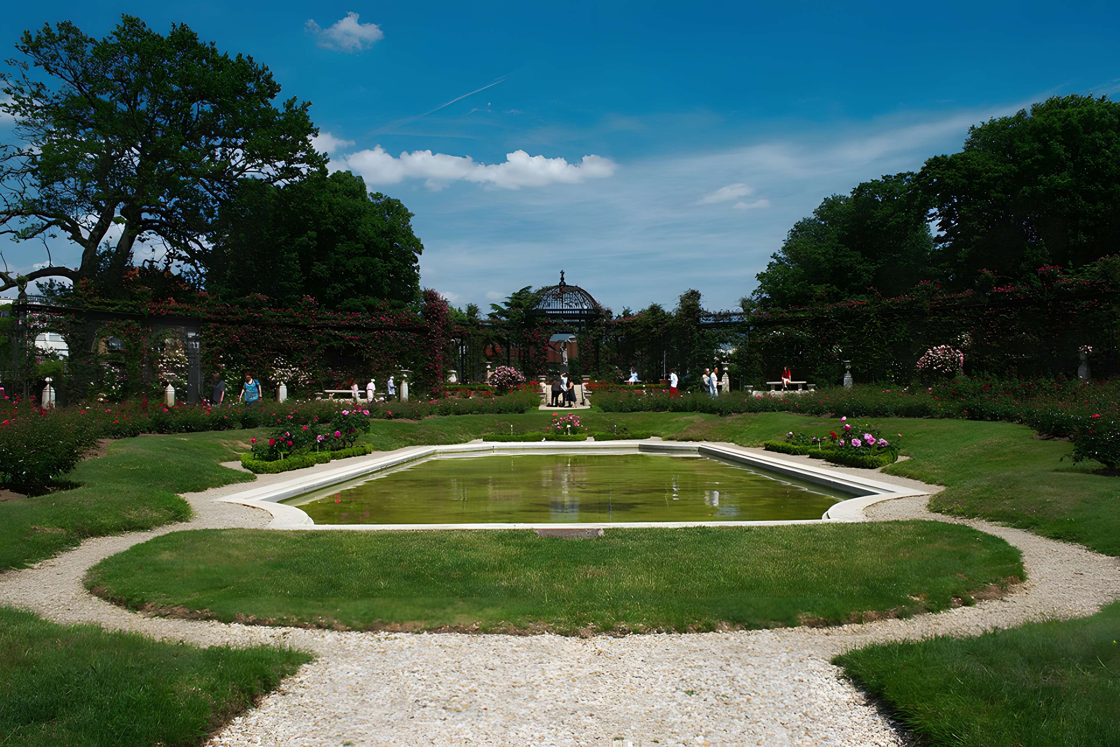 Roseraie du Val-de-Marne à L'Haÿ-les-Roses