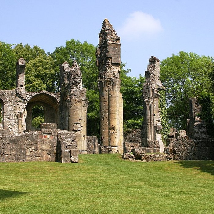 Photo de Ruine de la collégiale Saint-Germain à Montfaucon-dArgonne