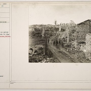 Ruine de la collégiale Saint-Germain à Montfaucon-dArgonne