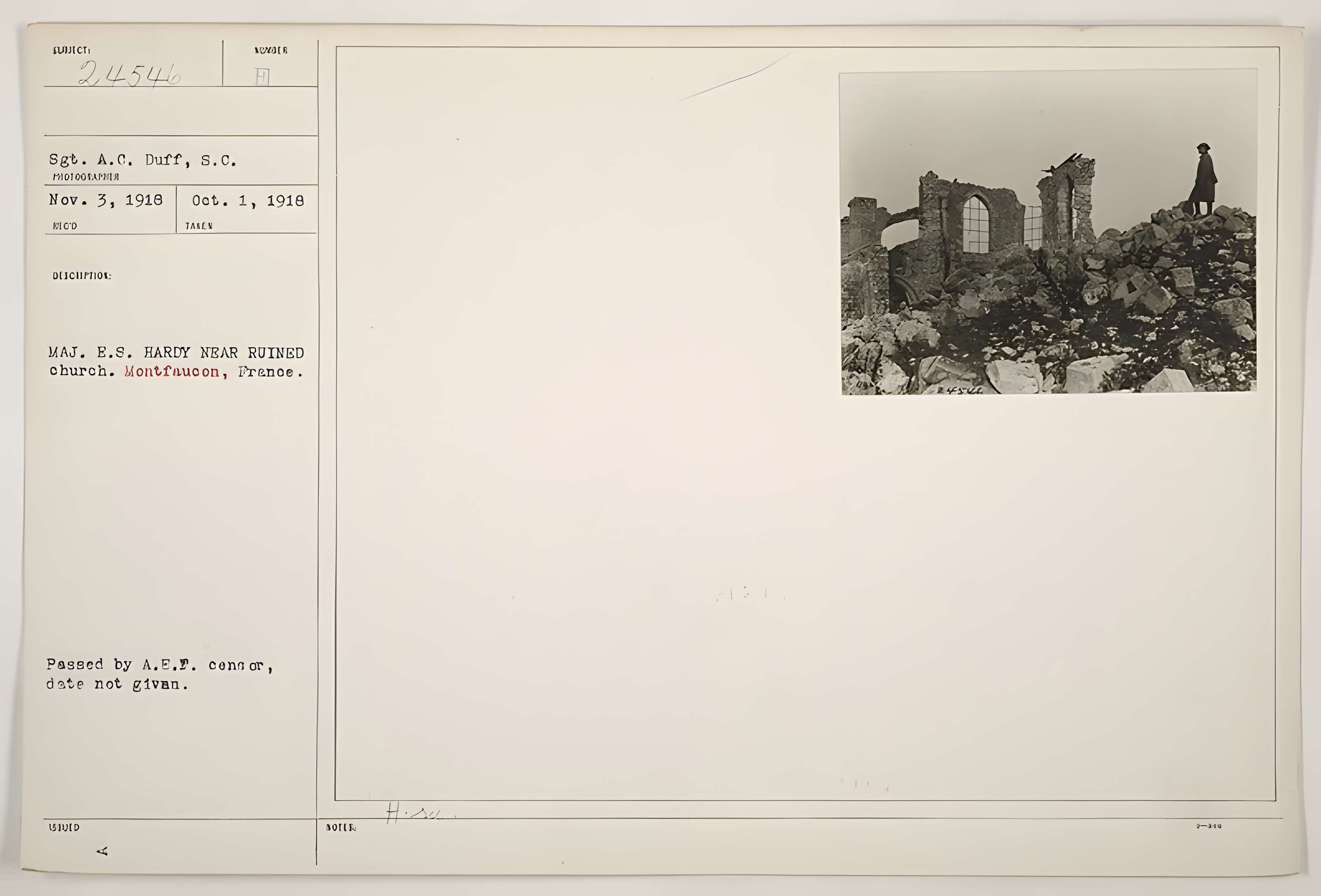 Ruine de la collégiale Saint-Germain à Montfaucon-d'Argonne