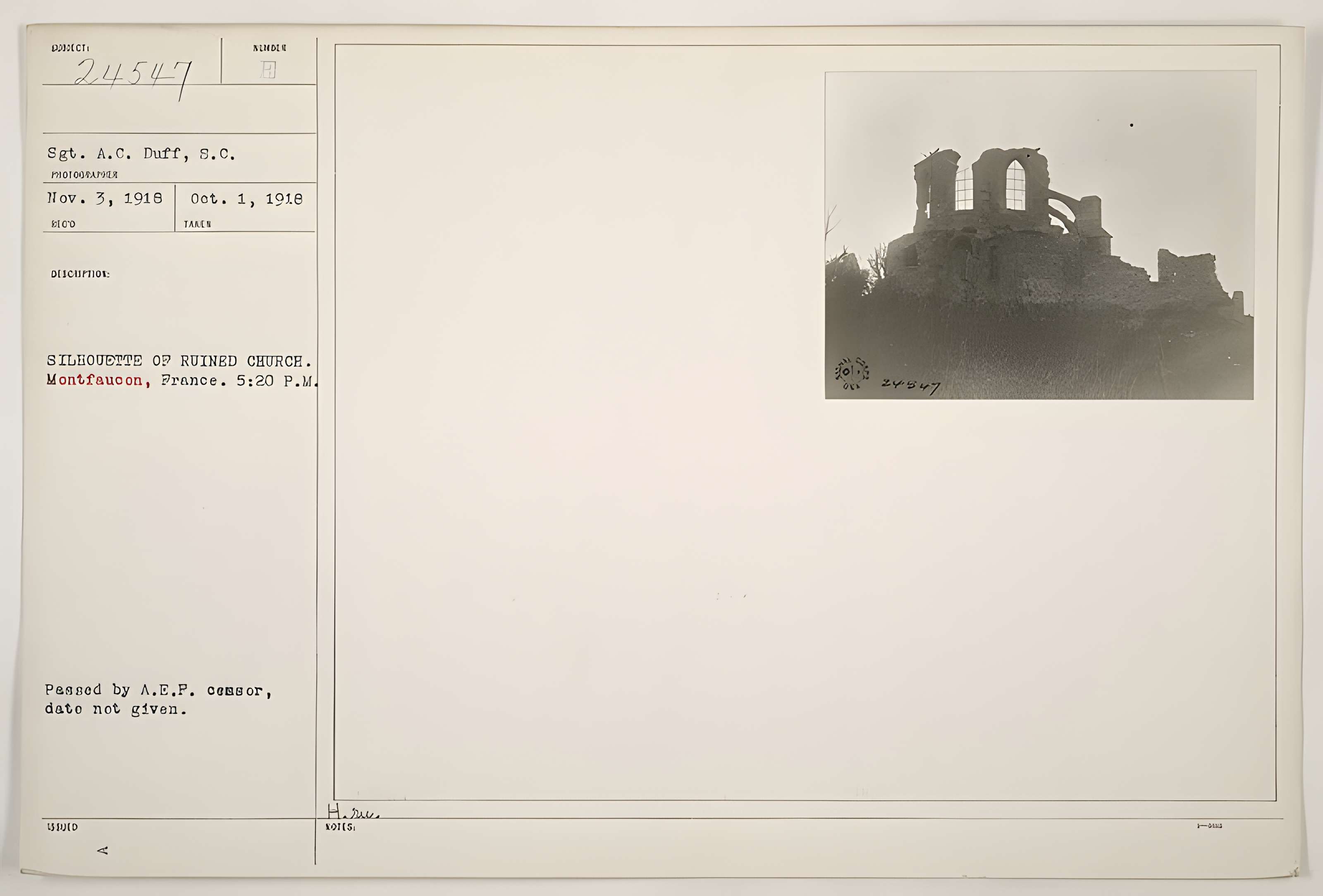 Ruine de la collégiale Saint-Germain à Montfaucon-d'Argonne