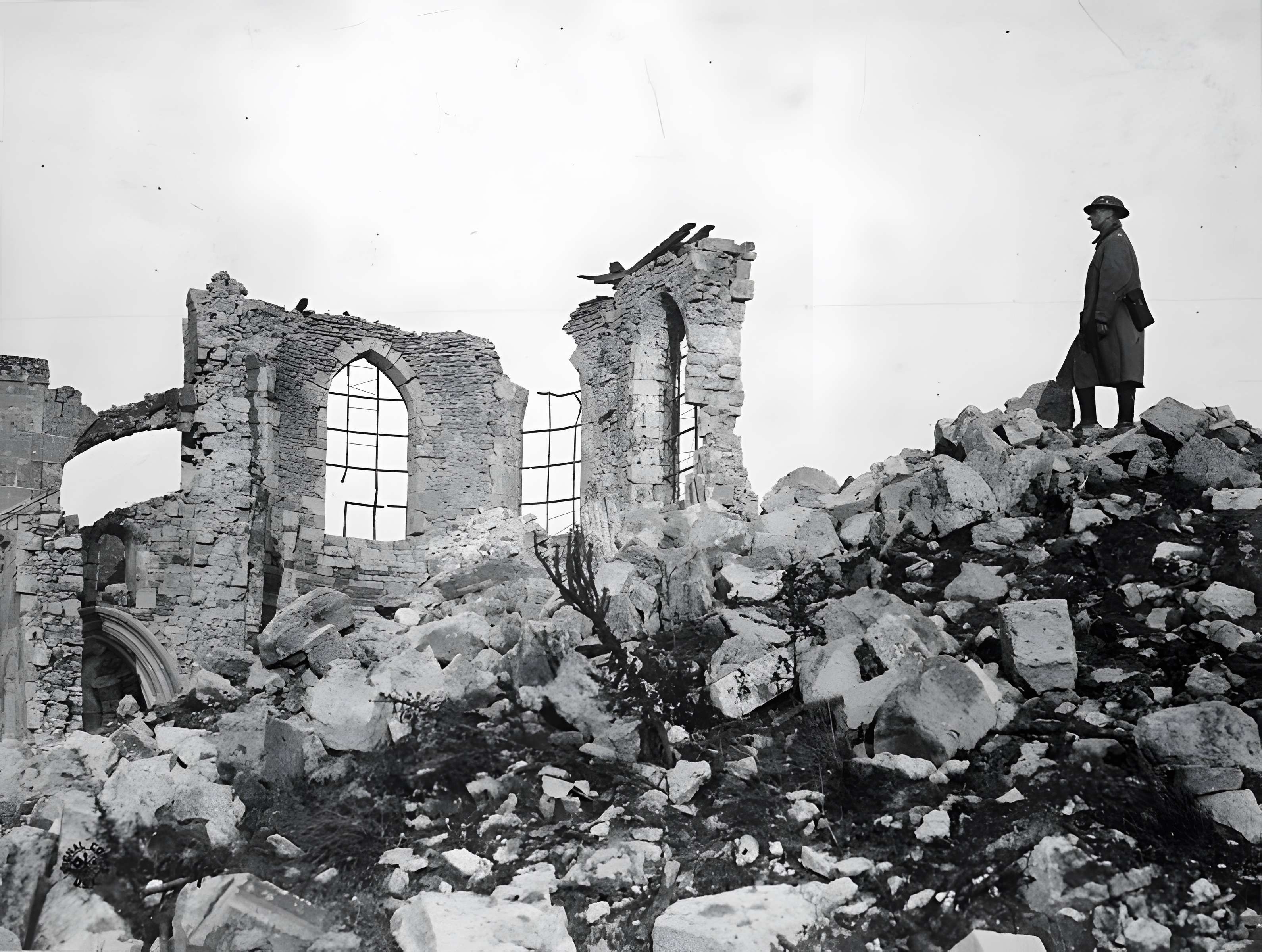 Ruine de la collégiale Saint-Germain à Montfaucon-d'Argonne