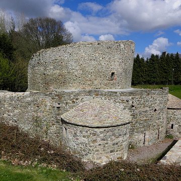 Ruines de la rotonde dite Temple de Lanleff