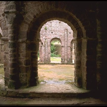 Ruines de la rotonde dite Temple de Lanleff