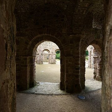 Ruines de la rotonde dite Temple de Lanleff