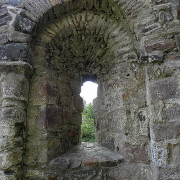 Ruines de la rotonde dite Temple de Lanleff