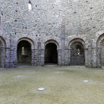 Ruines de la rotonde dite Temple de Lanleff