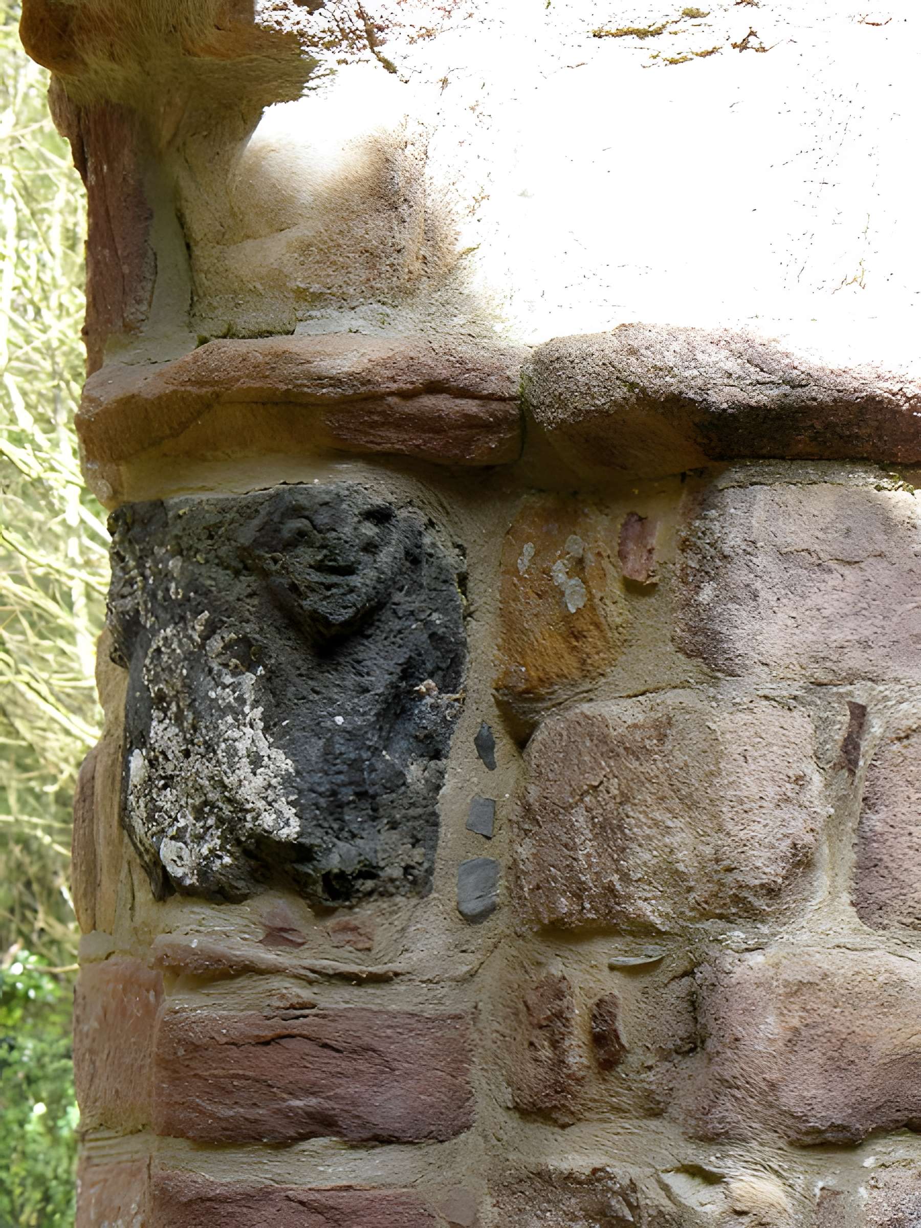 Ruines de la rotonde dite Temple de Lanleff