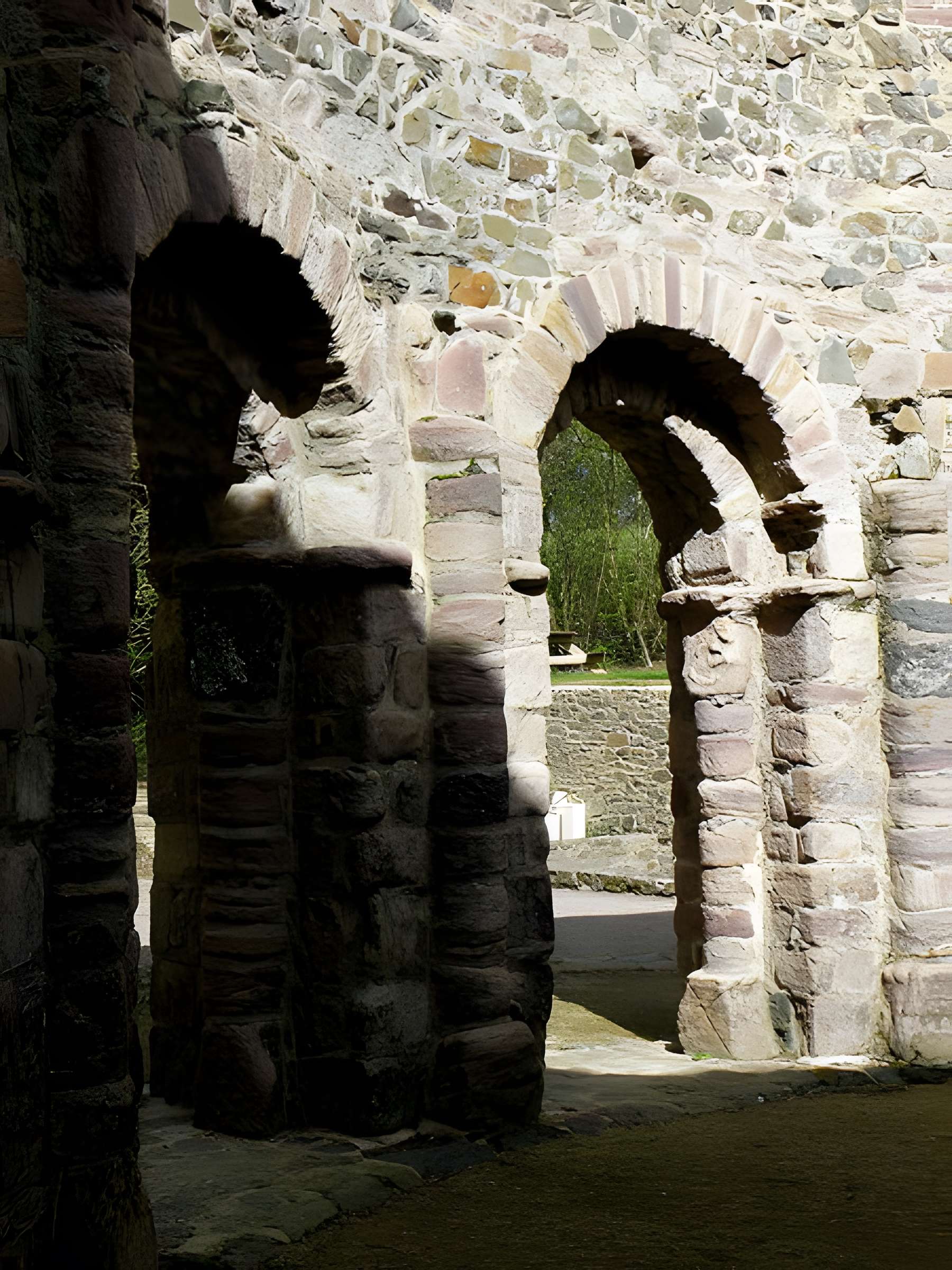 Ruines de la rotonde dite Temple de Lanleff