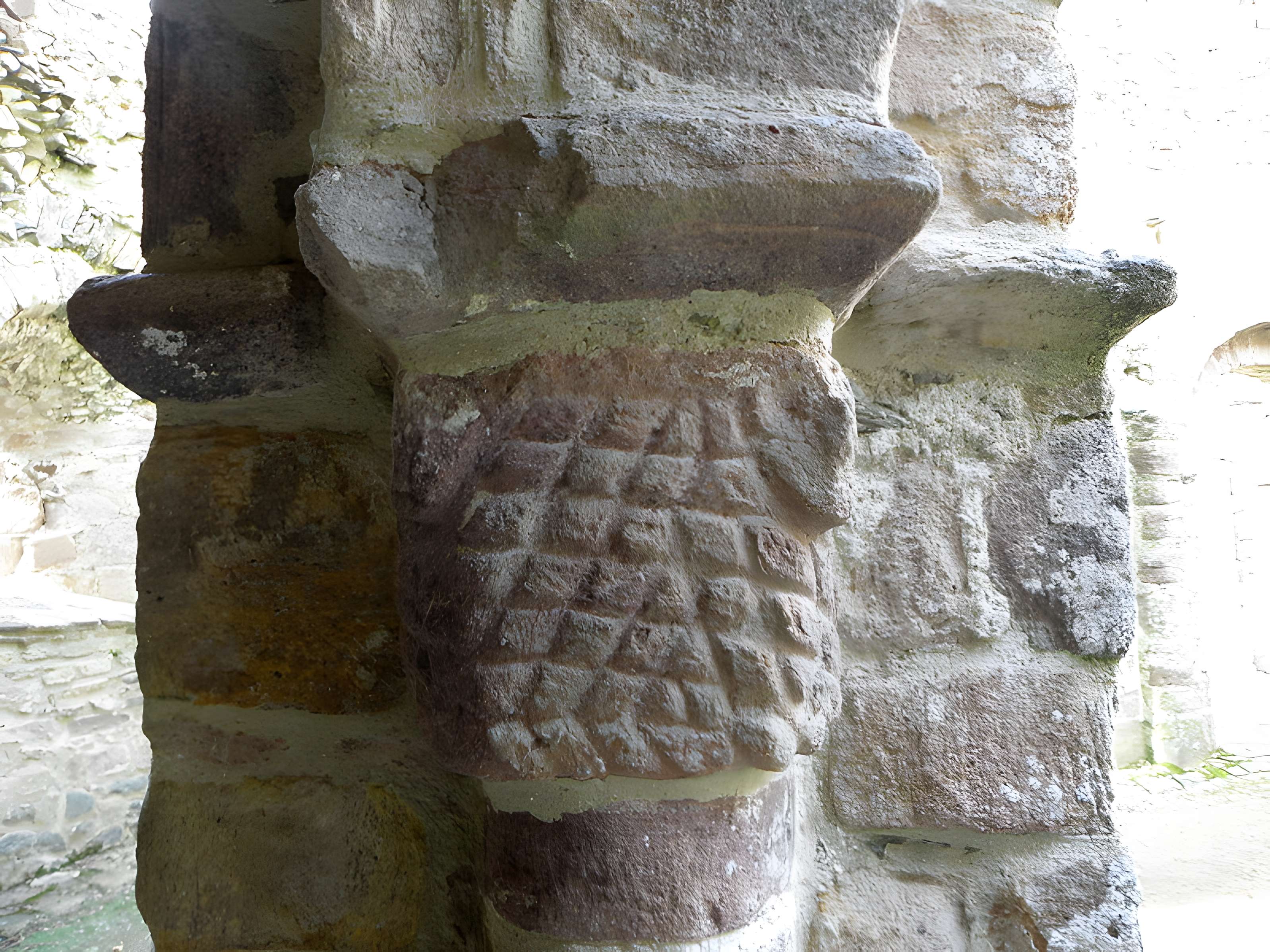 Ruines de la rotonde dite Temple de Lanleff
