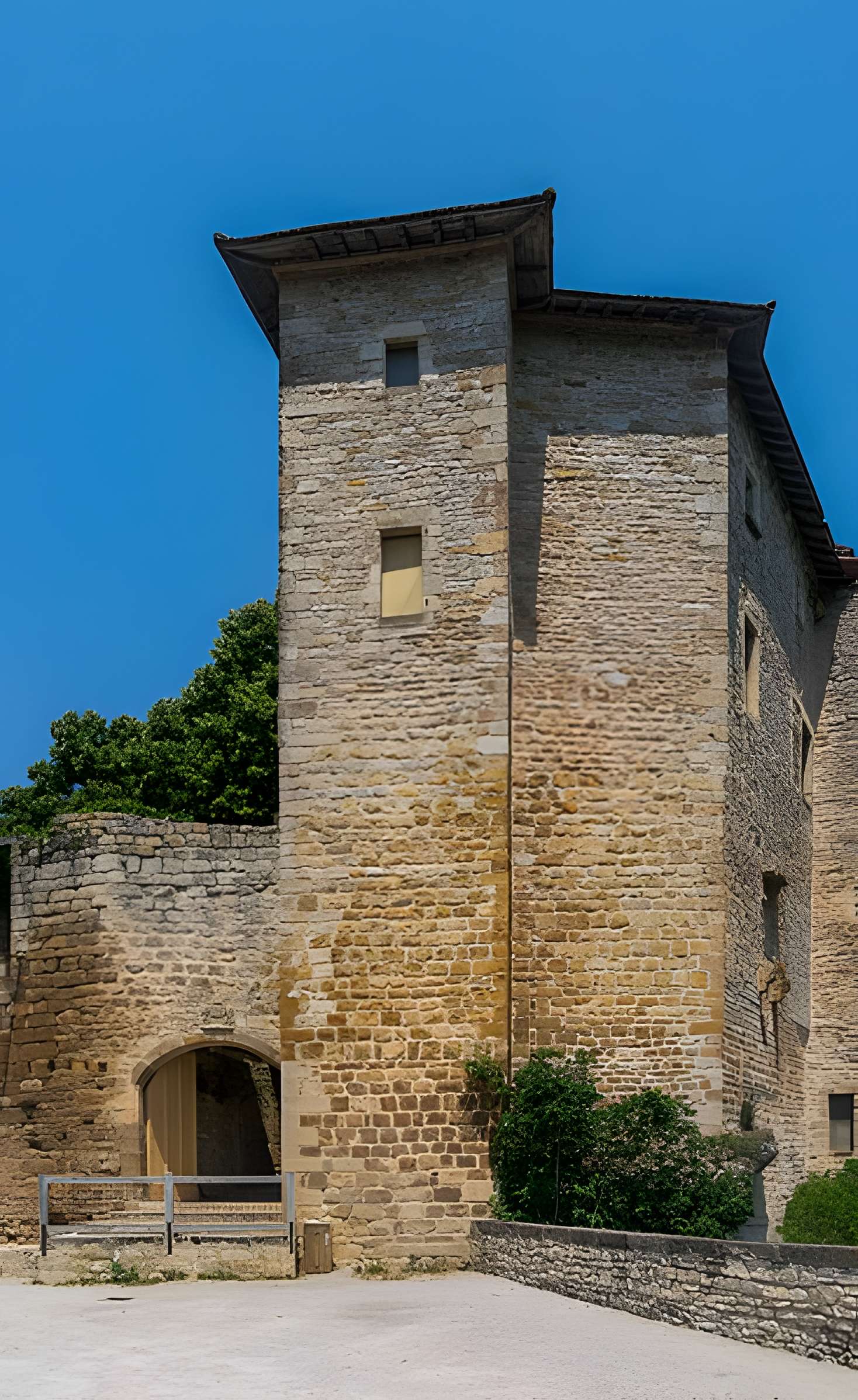 Les châteaux de Bruniquel