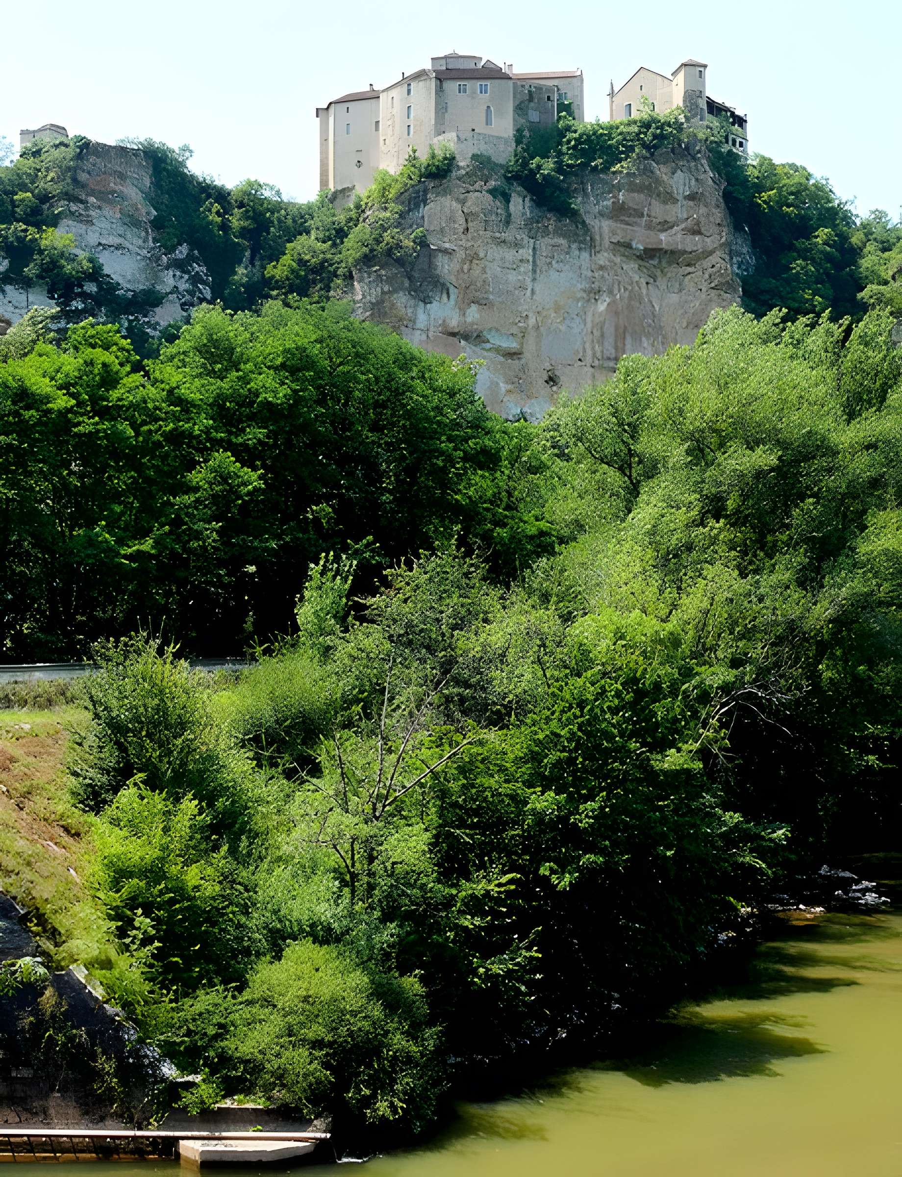 Les châteaux de Bruniquel