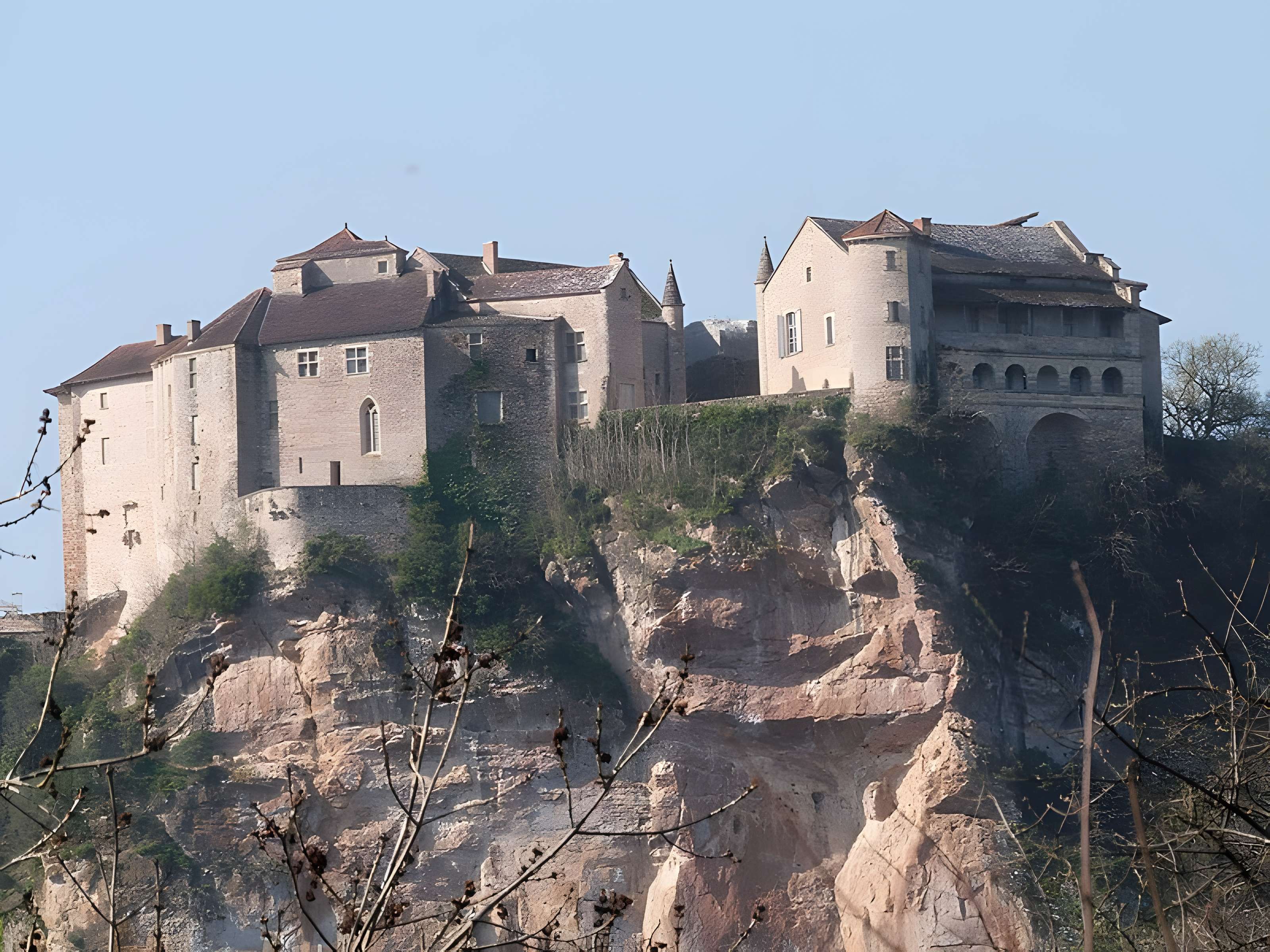 Les châteaux de Bruniquel