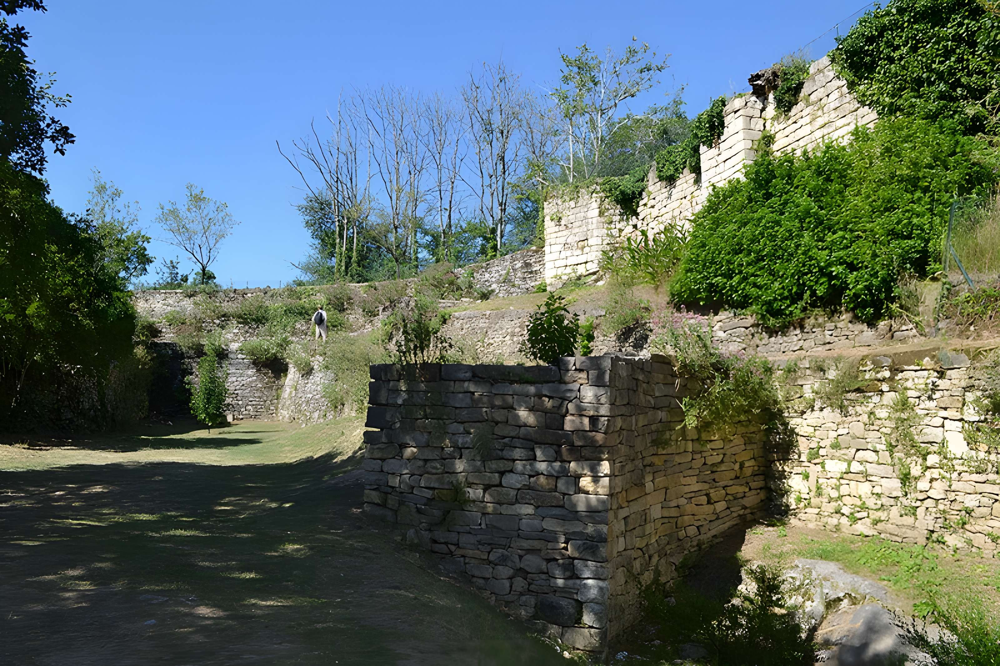 Les châteaux de Bruniquel