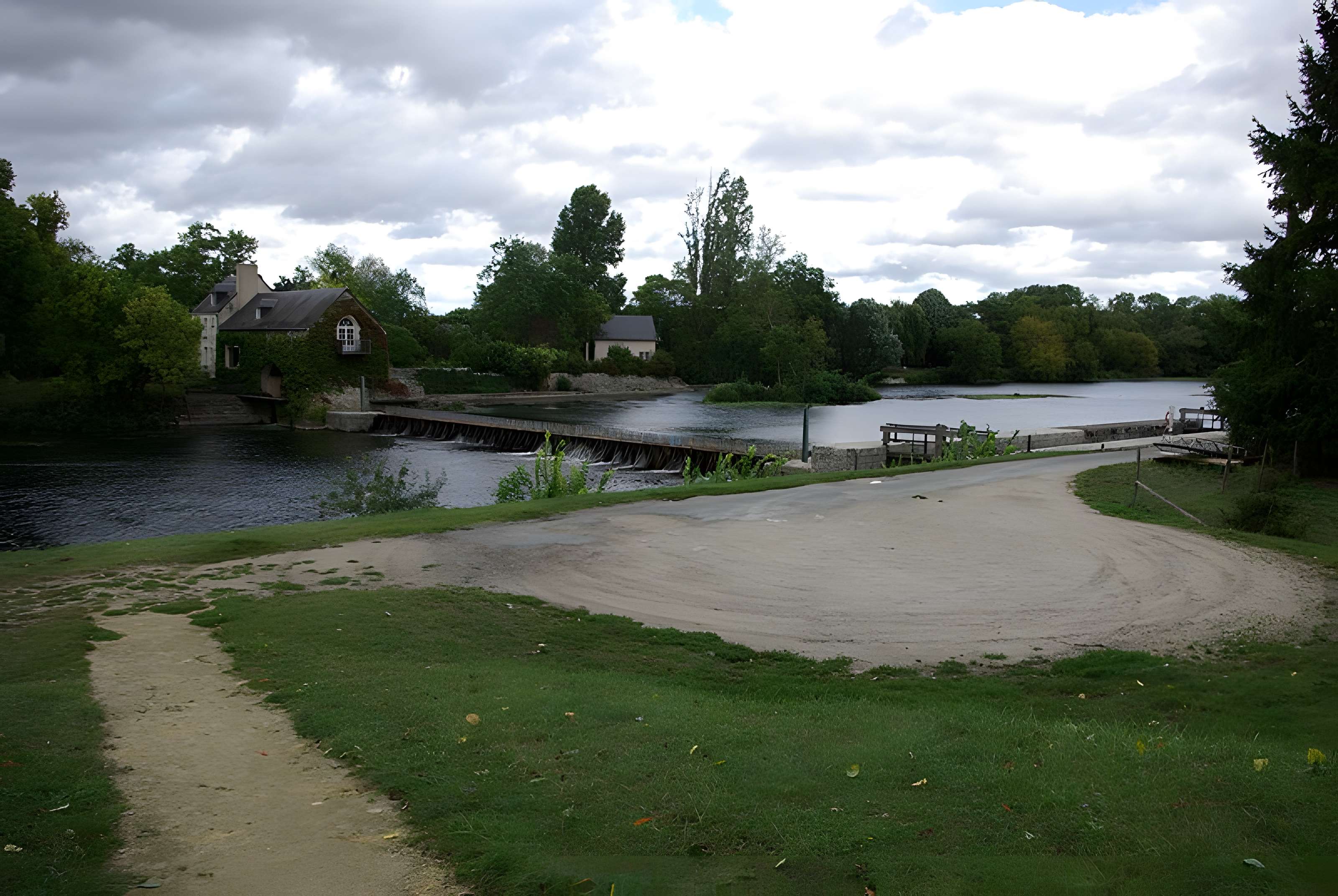 Site du barrage éclusé mobile à aiguilles de Nitray