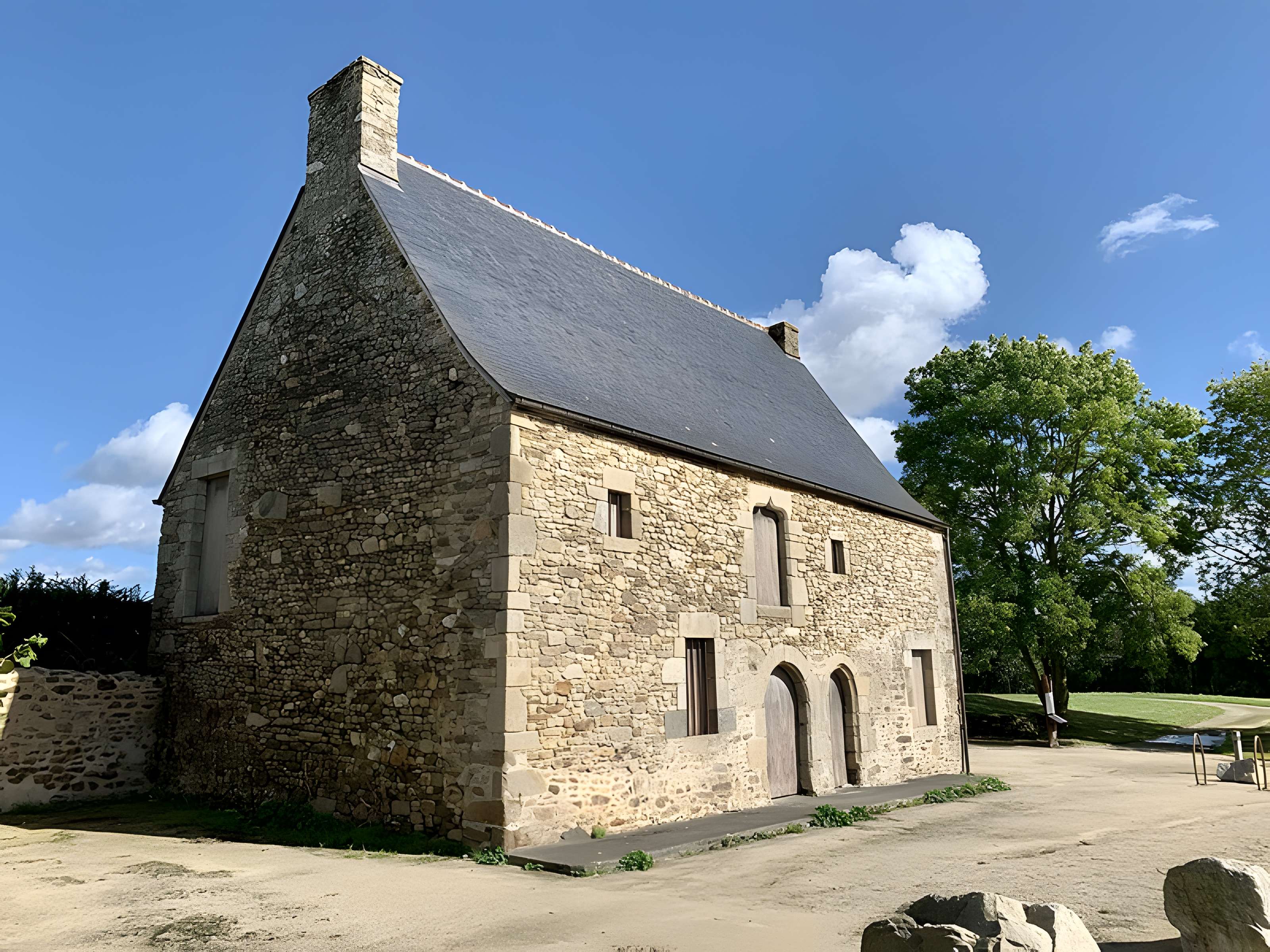 Site gallo-romain du Haut-Bécherel et Temple de Mars à Corseul