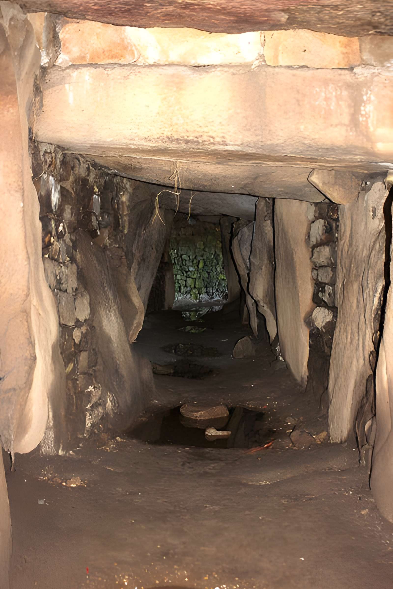 Les Pierres Plates de Locmariaquer