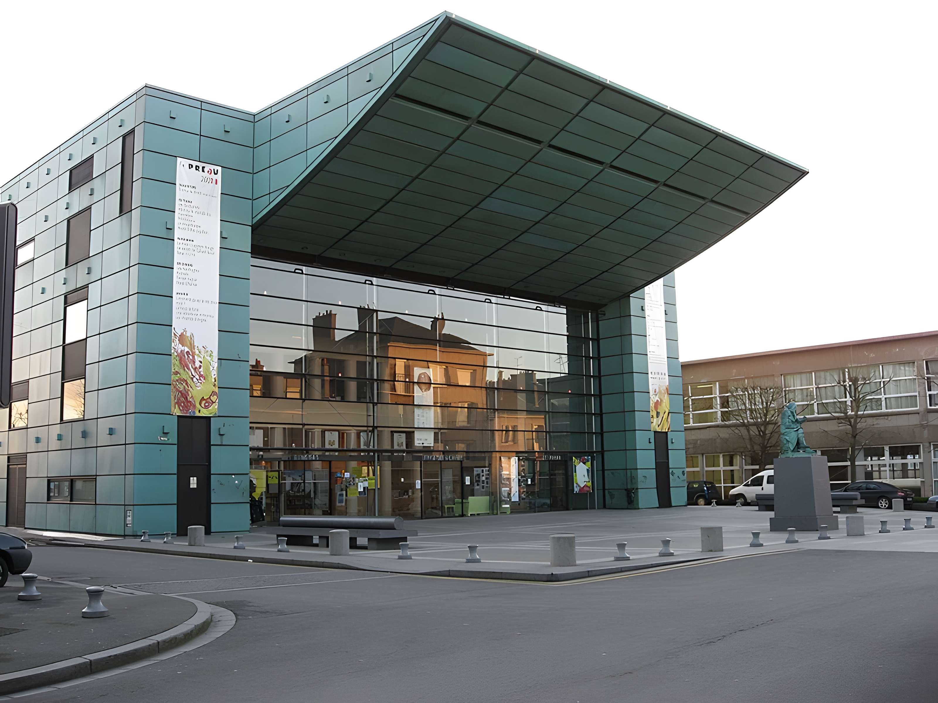 Statue de Castel à Vire