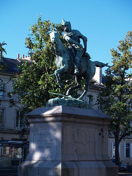 Photo de Statue de Duguesclin à Caen