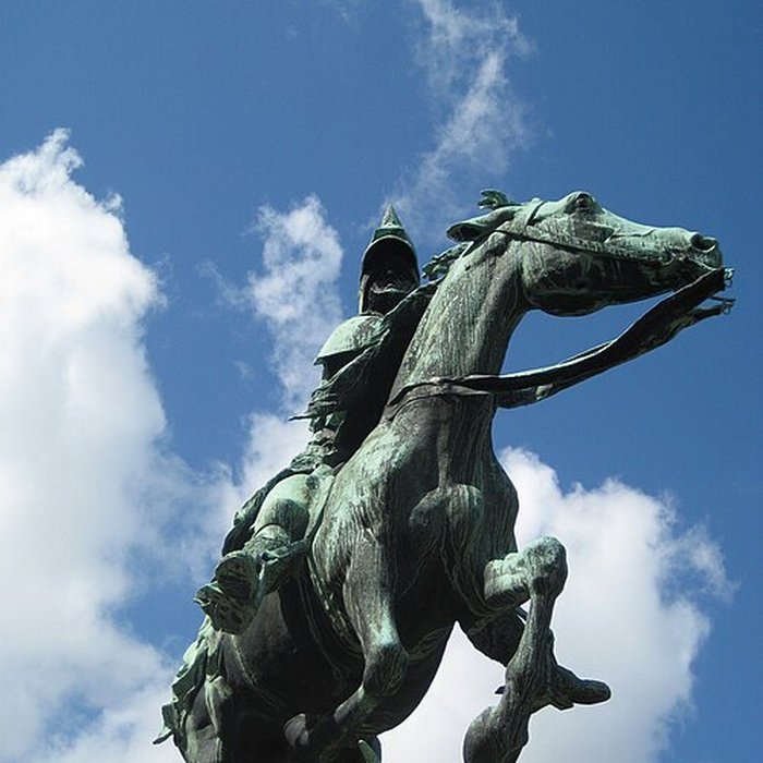 Photo de Statue de Duguesclin à Caen