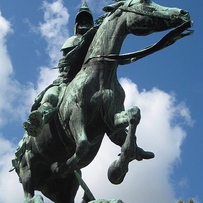 Photo de Statue de Duguesclin à Caen