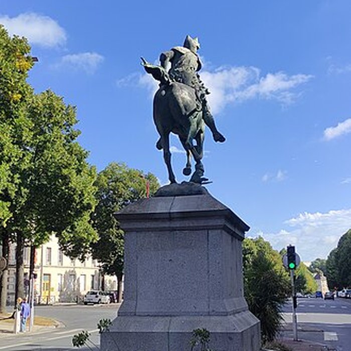 Photo de Statue de Duguesclin à Caen