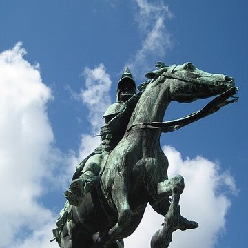 Statue de Duguesclin à Caen
