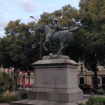Statue de Duguesclin à Caen