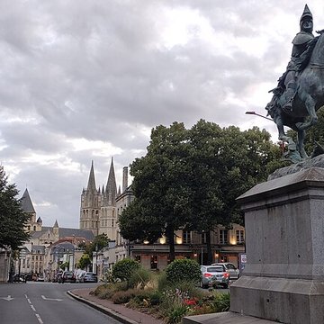 Statue de Duguesclin à Caen