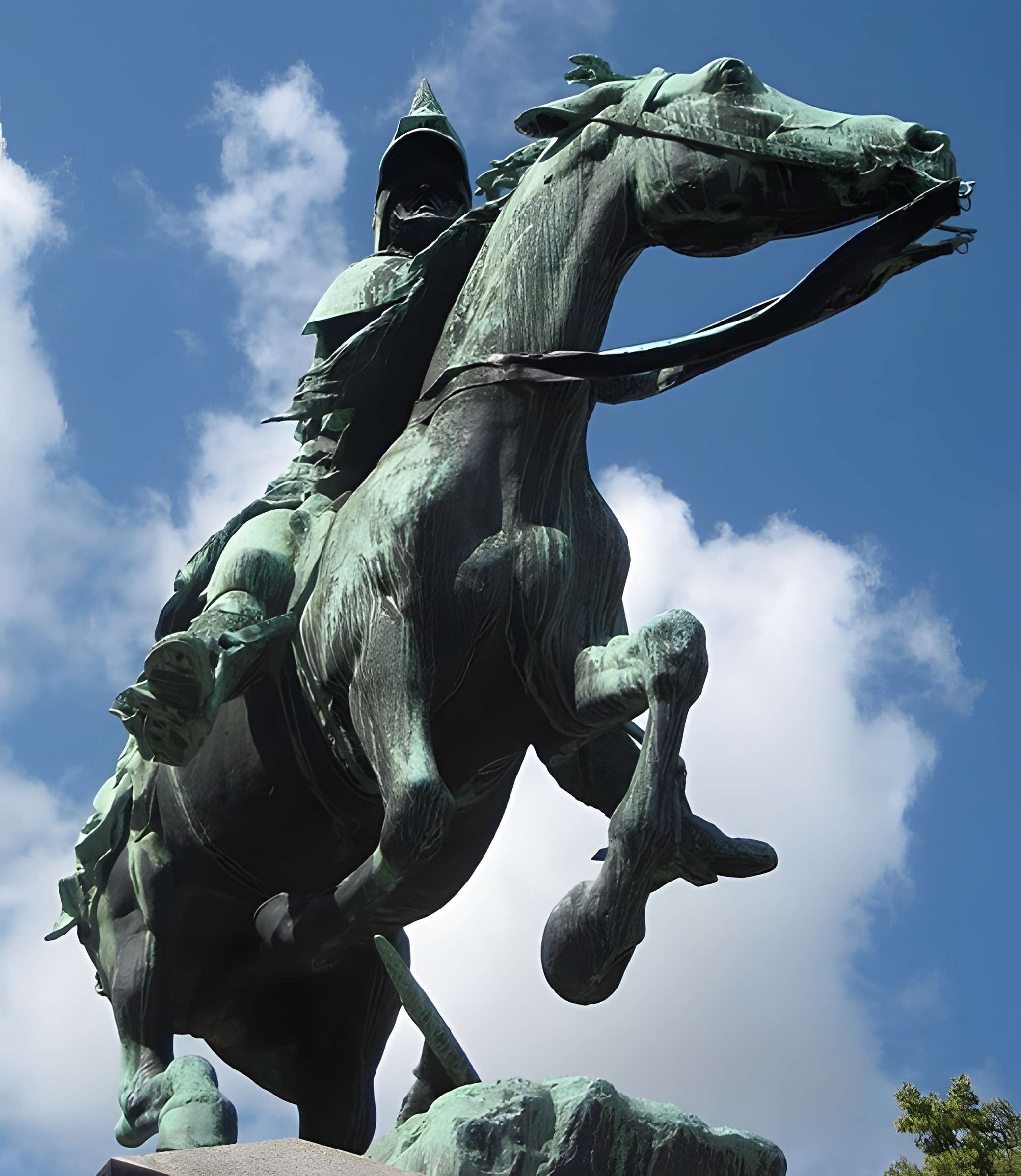 Statue de Duguesclin à Caen