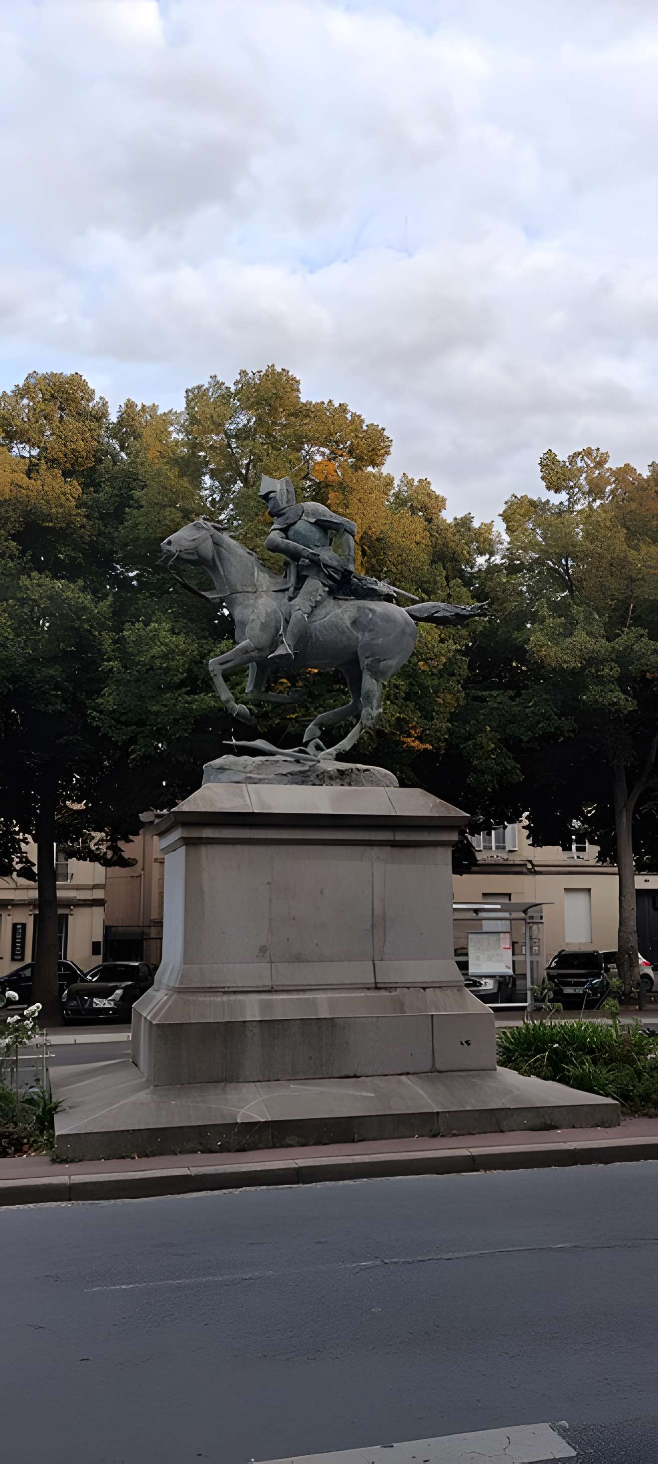 Statue de Duguesclin à Caen