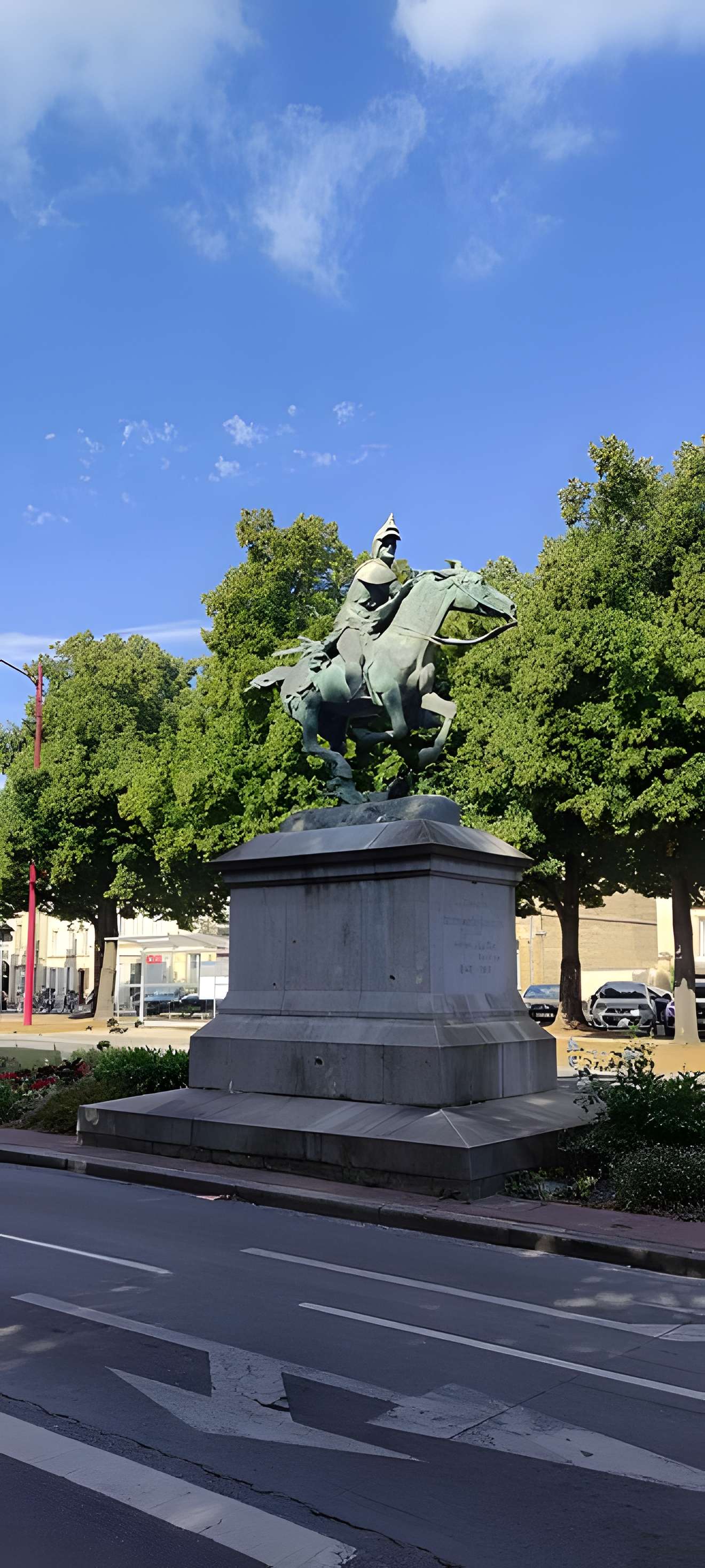 Statue de Duguesclin à Caen