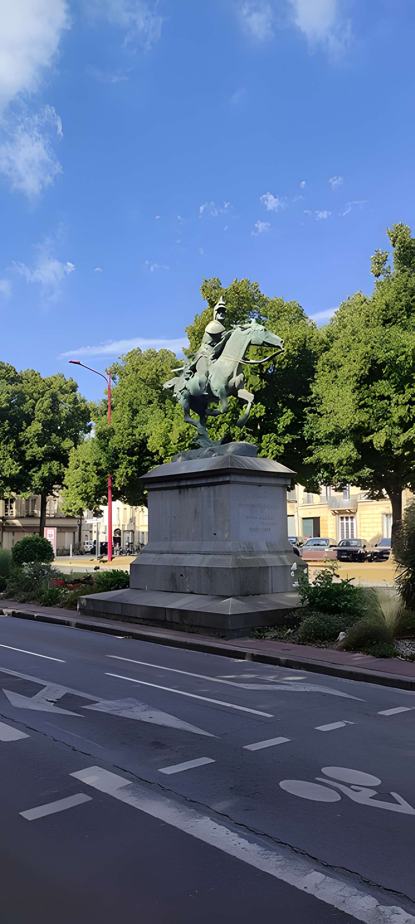 Statue de Duguesclin à Caen