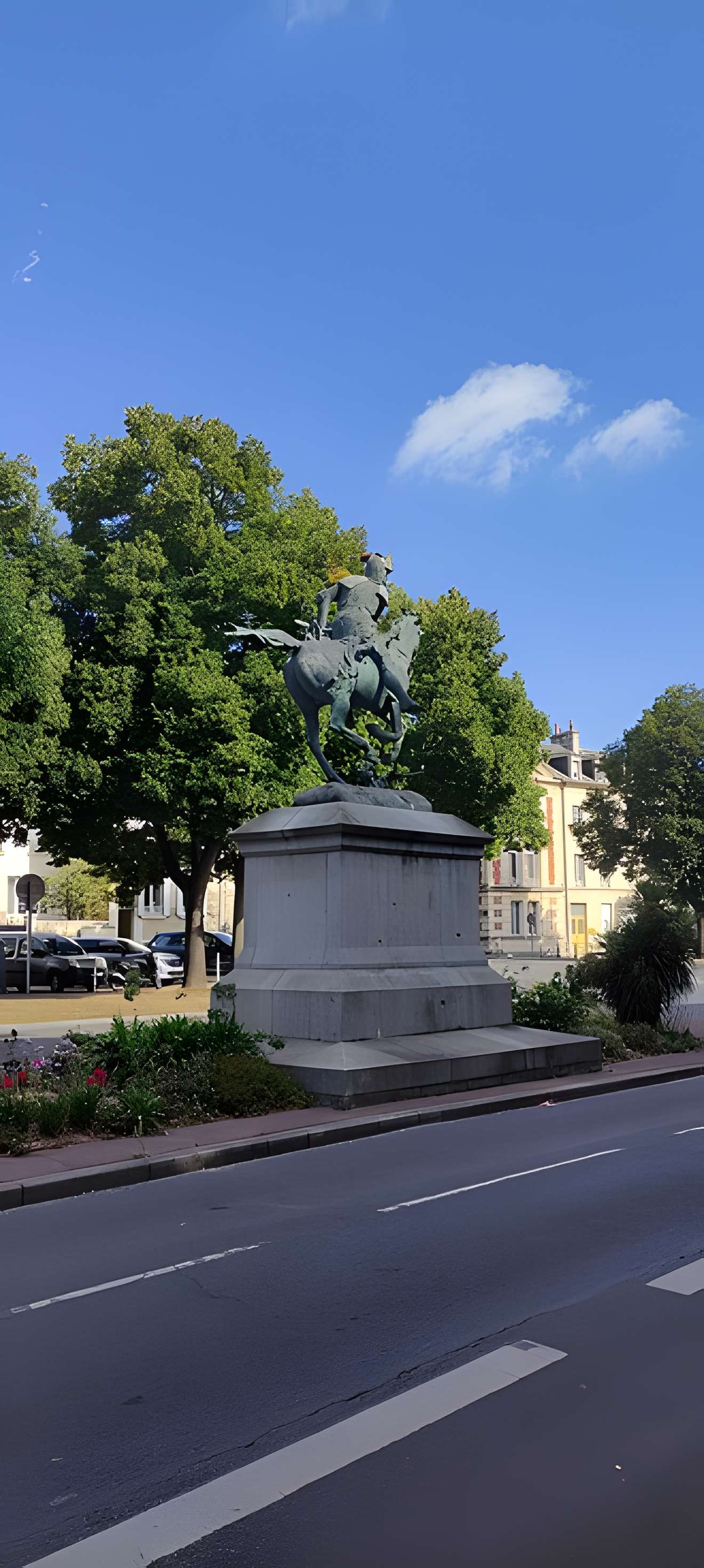 Statue de Duguesclin à Caen