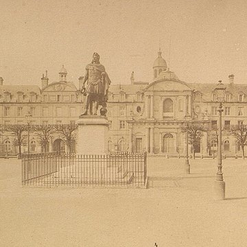 Statue de Louis XIV à Caen