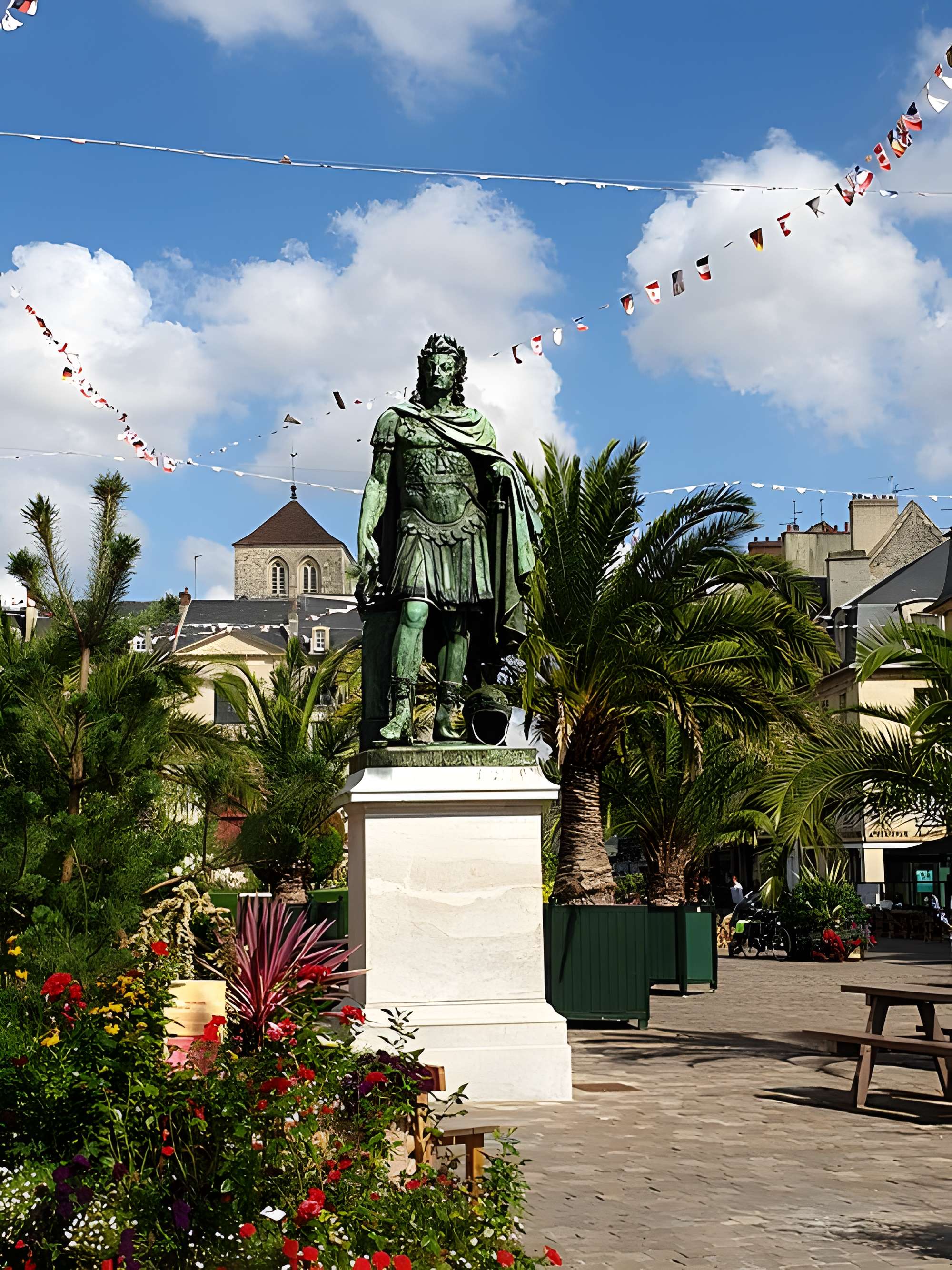 Statue de Louis XIV à Caen