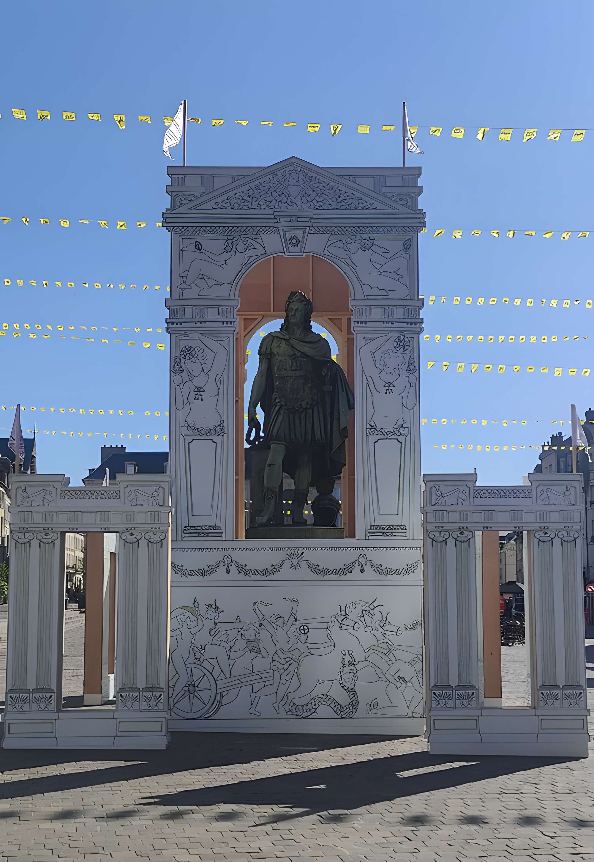 Statue de Louis XIV à Caen