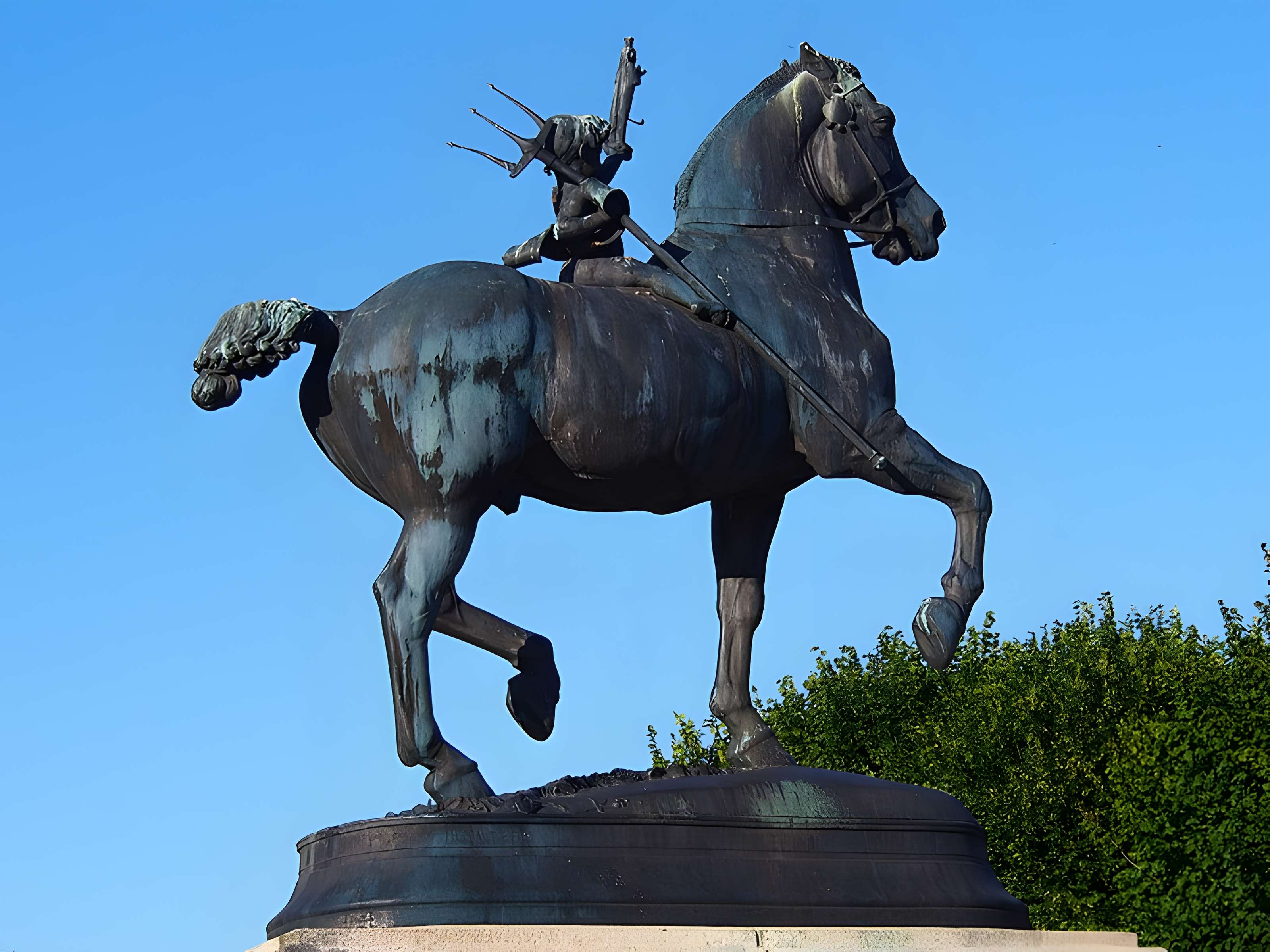 Statue de Neptune à Mortagne-au-Perche