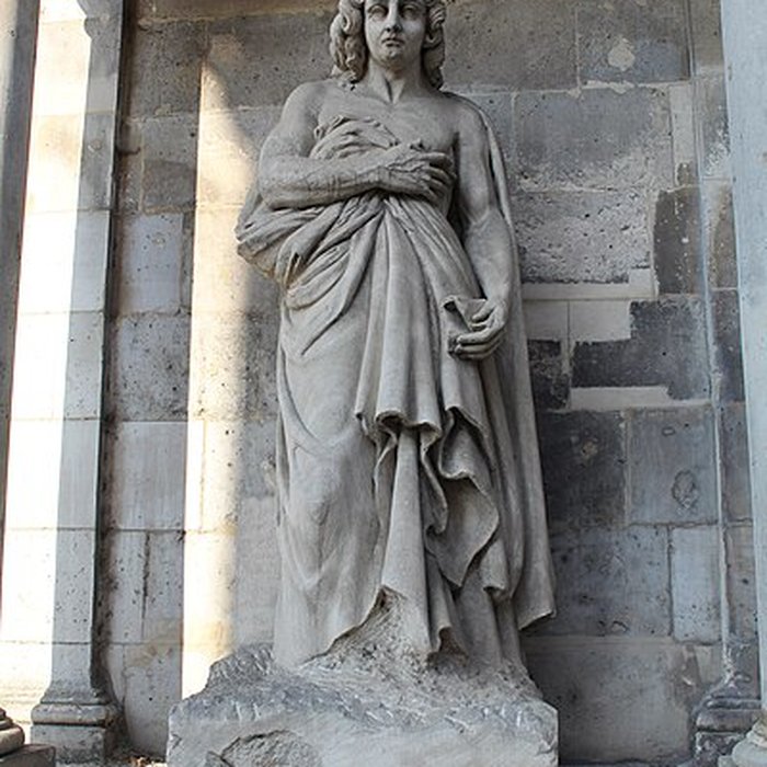 Photo de Statue de Racine à La Ferté-Milon